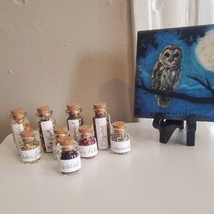 Mini herbal apothecary decorative set, great condition